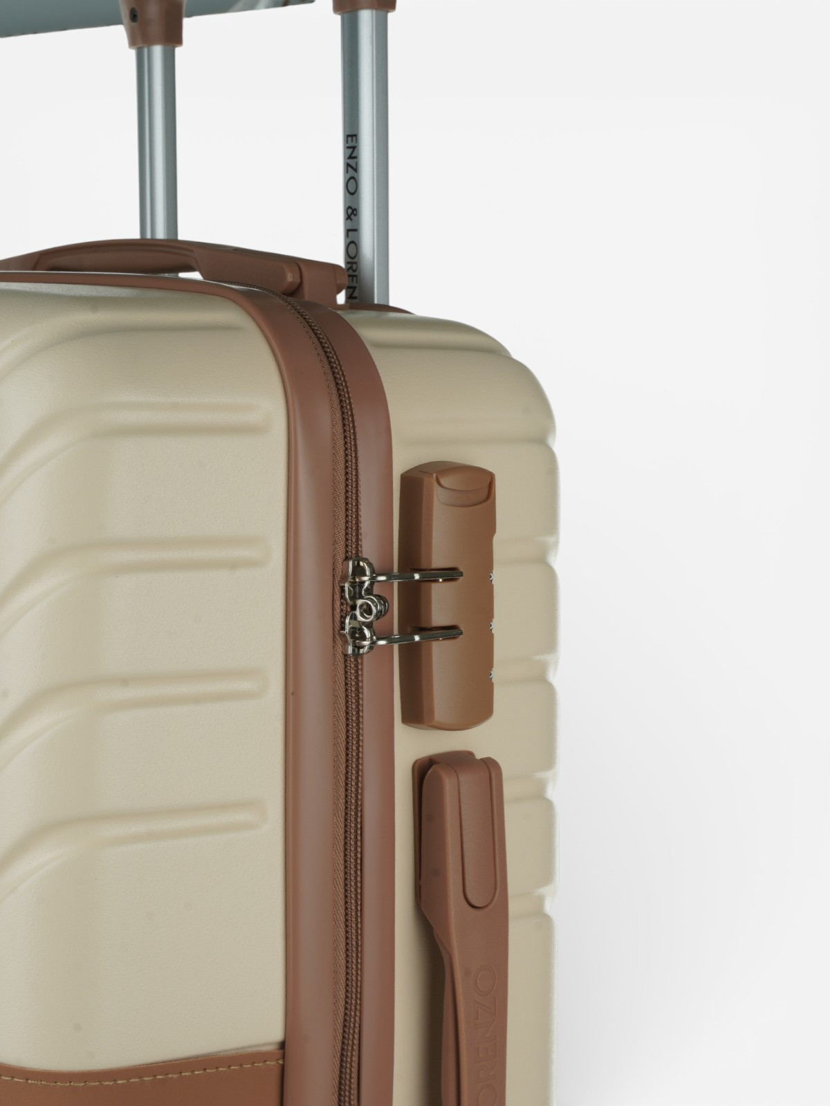 Veliki kofer, N86720 