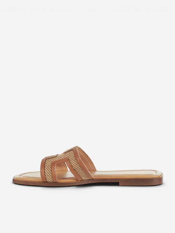 N86557 